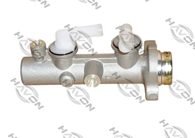 霸道右+油嘴;Brake Master Cylinder