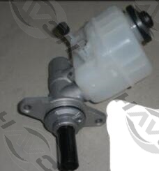 47201-60A30 油壶带嘴;Brake Master Cylinder