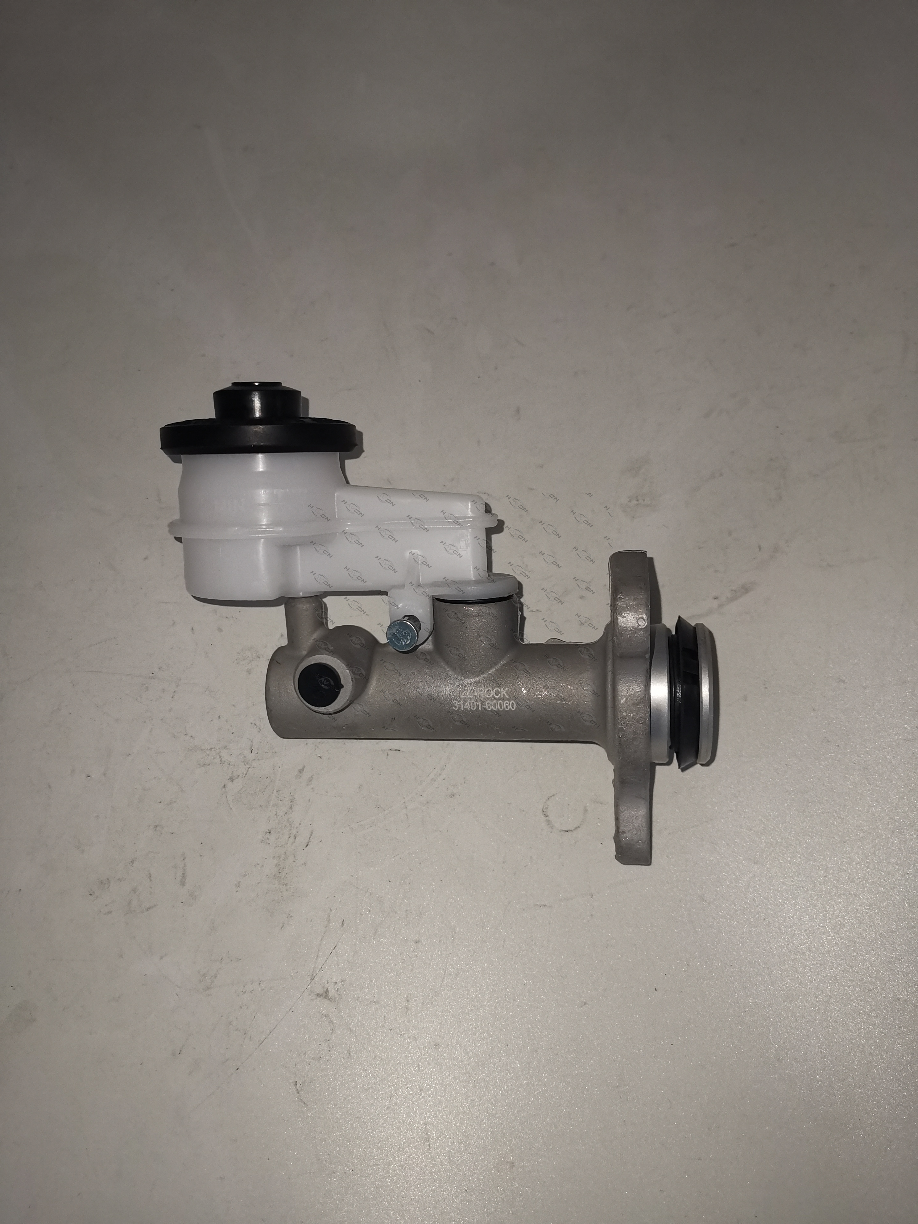 B-83 ;MITSUBISHI: 3140160060;TOYOTA: 31401-60060;TOYOTA: 3140160061;Clutch Master Cylinder