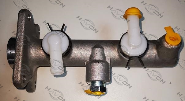 尼桑大泵左;: 47201-37020;Brake Master Cylinder