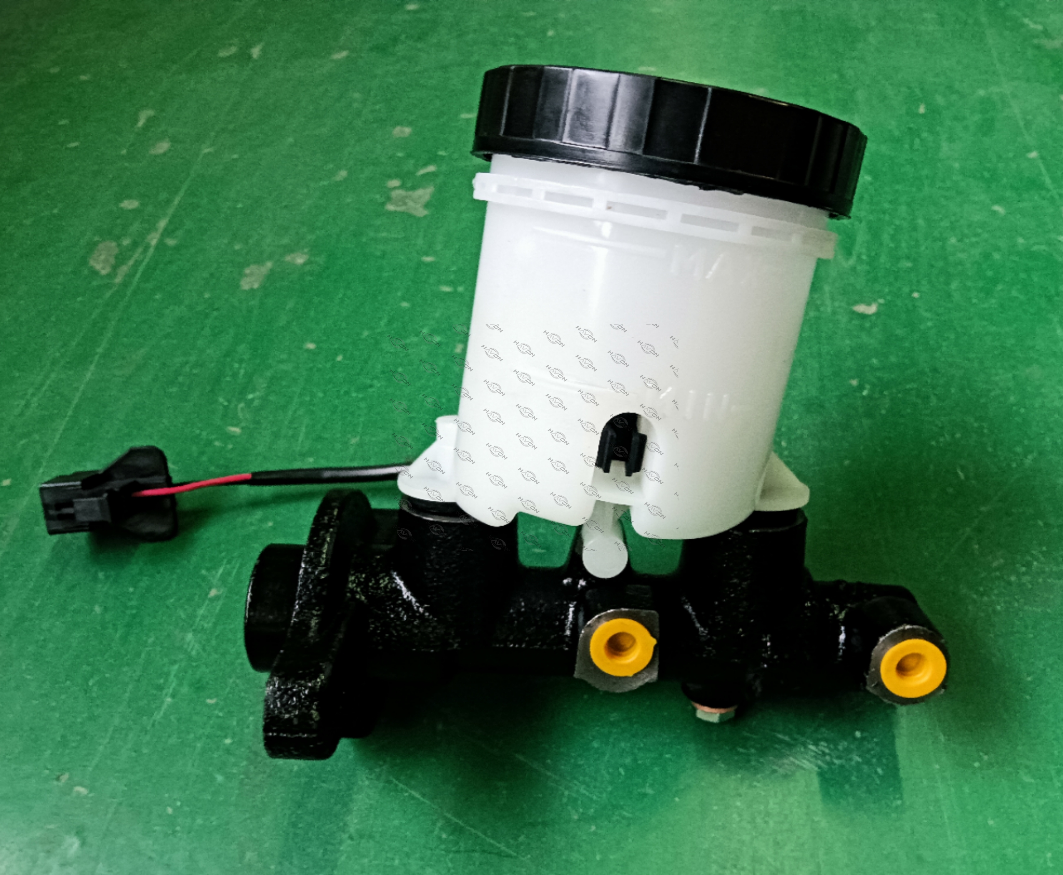 B-14+QX034;Brake Master Cylinder