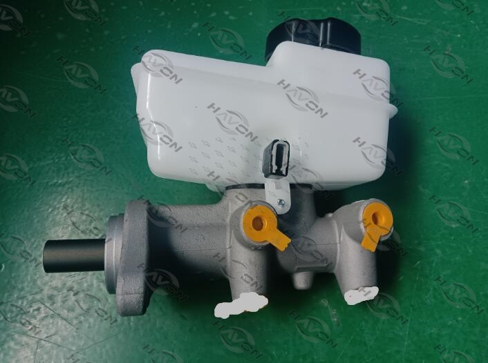 B-36，氧化，2个M12，577带嘴;: 46010-ZS10A;Brake Master Cylinder