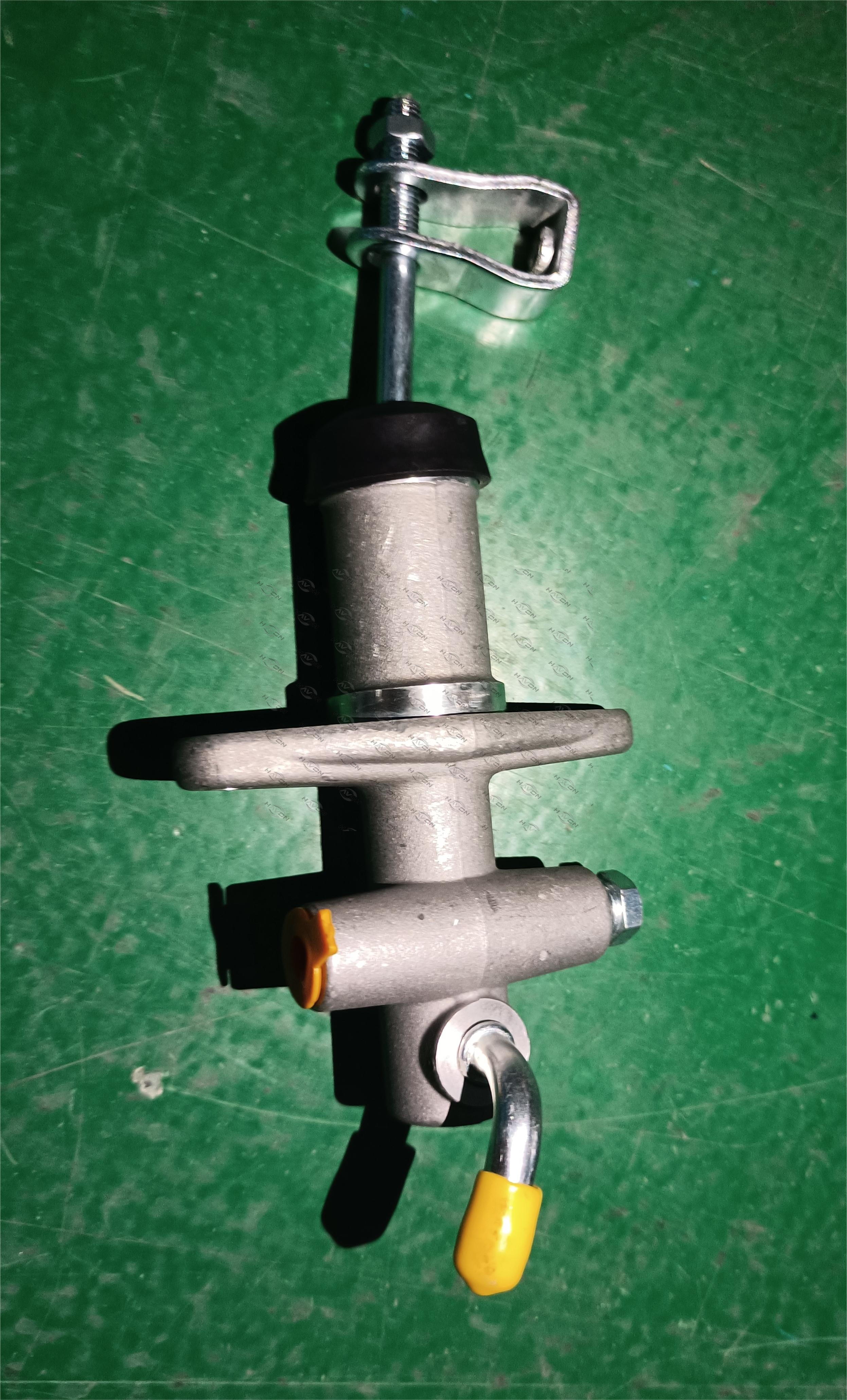 46486385;Clutch Master Cylinder