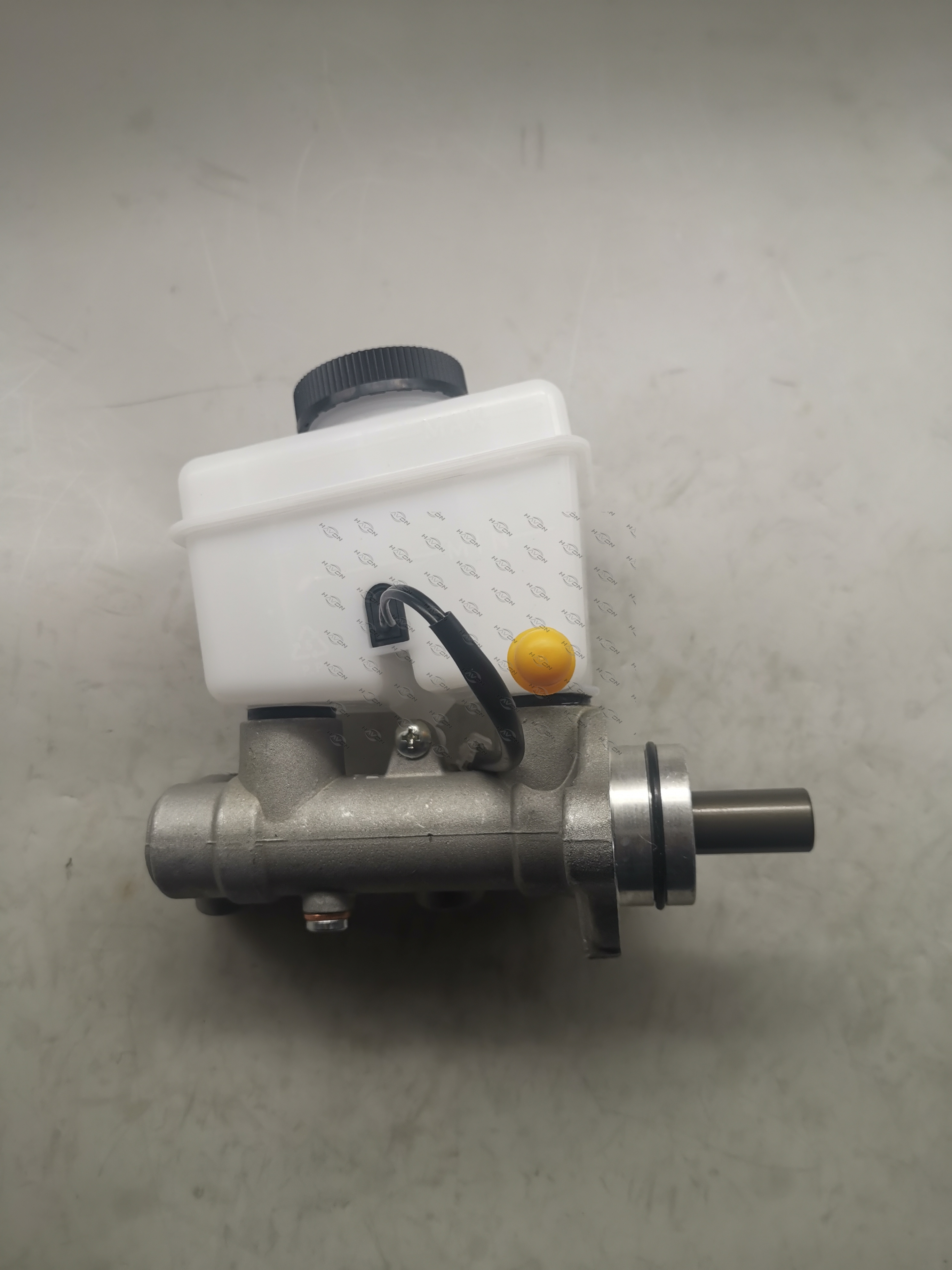 0K201-43-400;Brake Master Cylinder