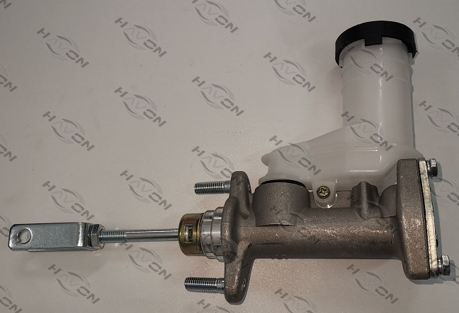 8-97943408-0;Clutch Master Cylinder